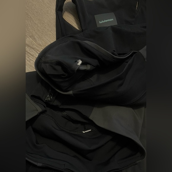 Lululemon Set Black Graphite Hike To Swim Biker Shorts & Sports Bra Size 2 - Picture 4 of 5